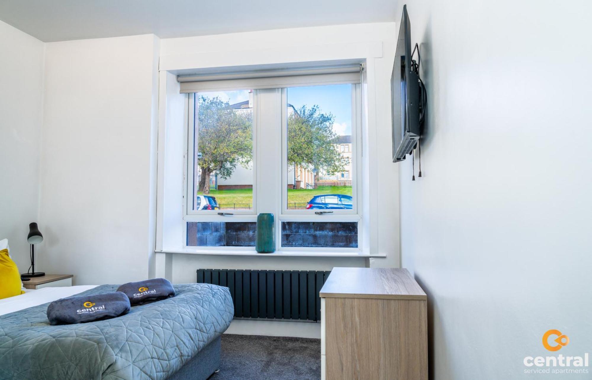Central Serviced Apartments - 2 Bedroom - Free Street Parking - Fast Wifi - Smart Tvs In All Rooms - Ground Level - Family Neighbourhood - 3 X Double Beds - Heating 24-7 - Trade Stays - Weekly & Monthly Offers Dundee Exterior foto