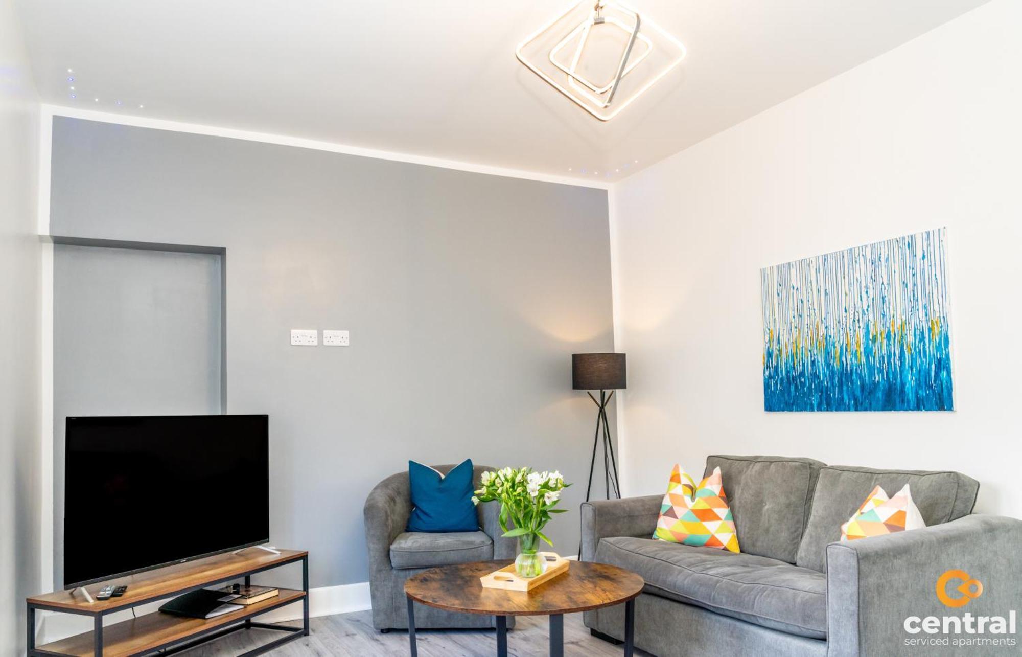 Central Serviced Apartments - 2 Bedroom - Free Street Parking - Fast Wifi - Smart Tvs In All Rooms - Ground Level - Family Neighbourhood - 3 X Double Beds - Heating 24-7 - Trade Stays - Weekly & Monthly Offers Dundee Exterior foto