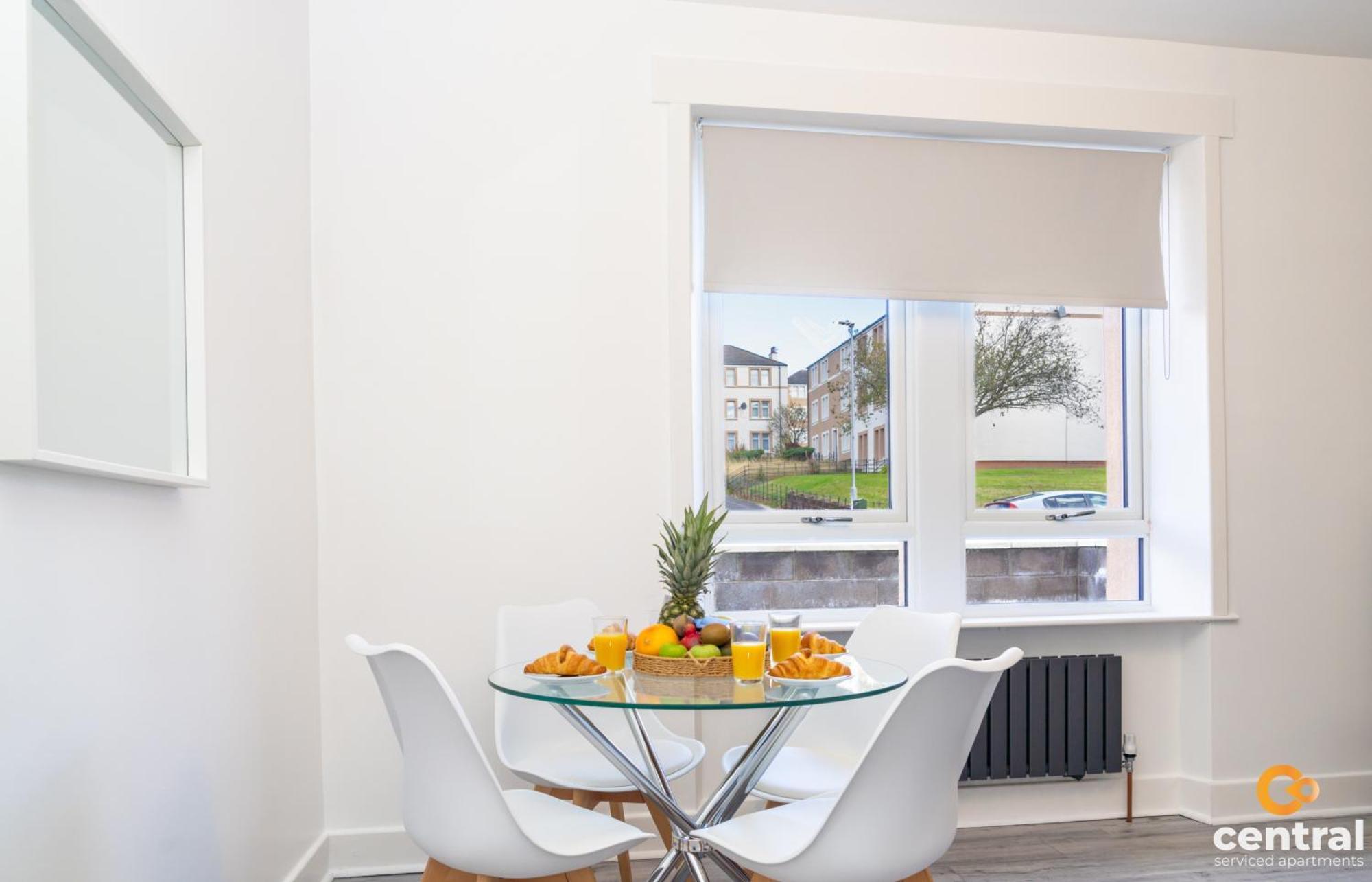 Central Serviced Apartments - 2 Bedroom - Free Street Parking - Fast Wifi - Smart Tvs In All Rooms - Ground Level - Family Neighbourhood - 3 X Double Beds - Heating 24-7 - Trade Stays - Weekly & Monthly Offers Dundee Exterior foto